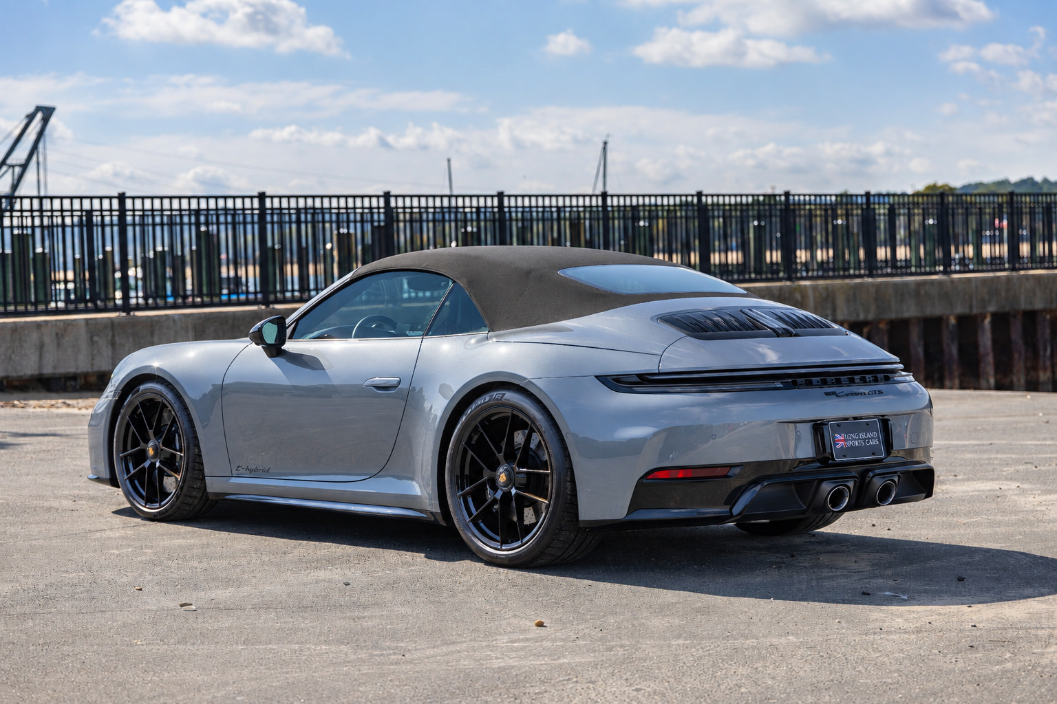 Used 2026 Porsche 911 Carrera GTS RWD image 40