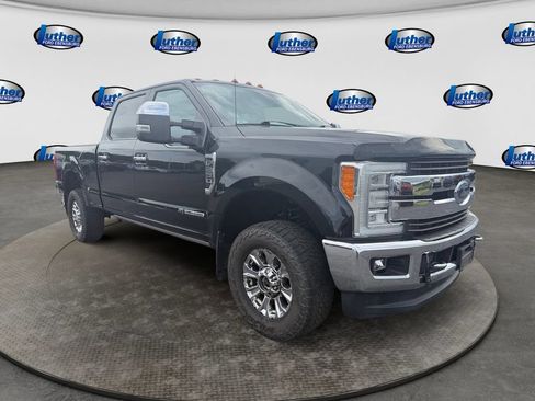 Used 2017 Ford F250 King Ranch w/ King Ranch Ultimate Package AWD/4WD image 8