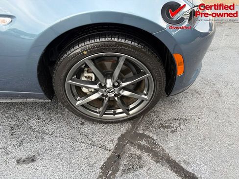 Used 2017 MAZDA MX-5 Miata RF Grand Touring RWD image 19