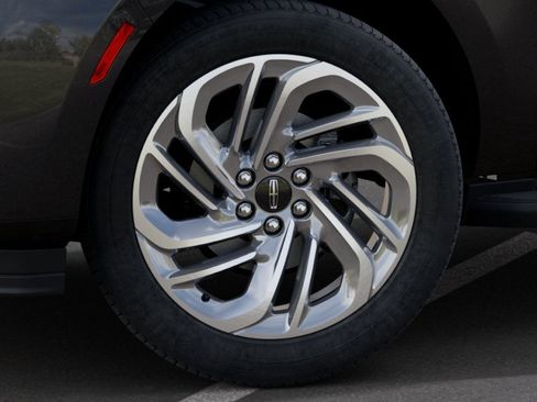 New 2027 Lincoln Navigator Premiere RWD image 19