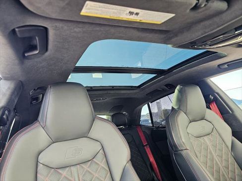 New 2026 Audi SQ8 Prestige image 3