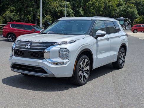 New 2025 Mitsubishi Outlander SEL image 7