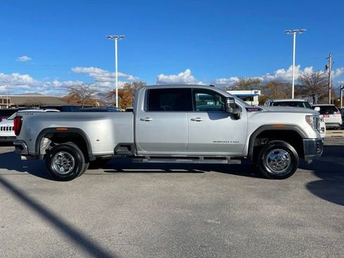 Used 2022 GMC Sierra 3500 SLE w/ SLE Convenience Package image 5