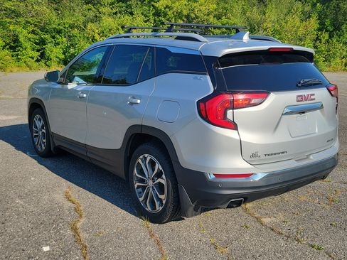 Used 2020 GMC Terrain SLT w/ Preferred Package AWD/4WD image 7