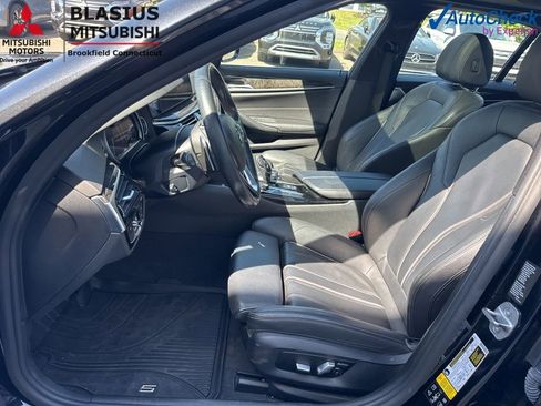 Used 2017 BMW 540i xDrive AWD/4WD image 22