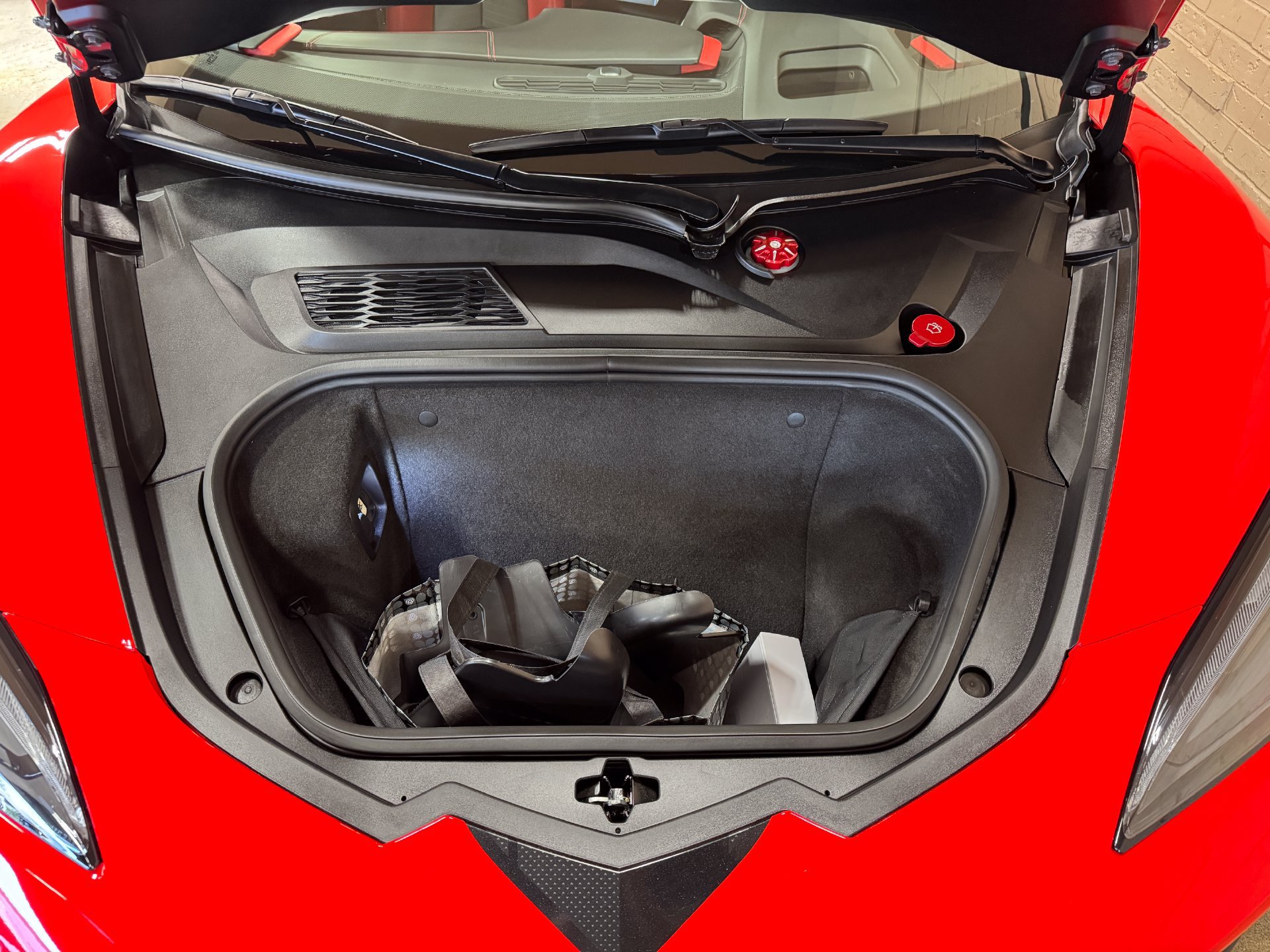Used 2025 Chevrolet Corvette Stingray Premium Cpe w/ Z51 Performance Package RWD image 64