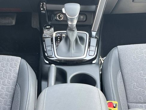New 2026 Kia Seltos S FWD image 13