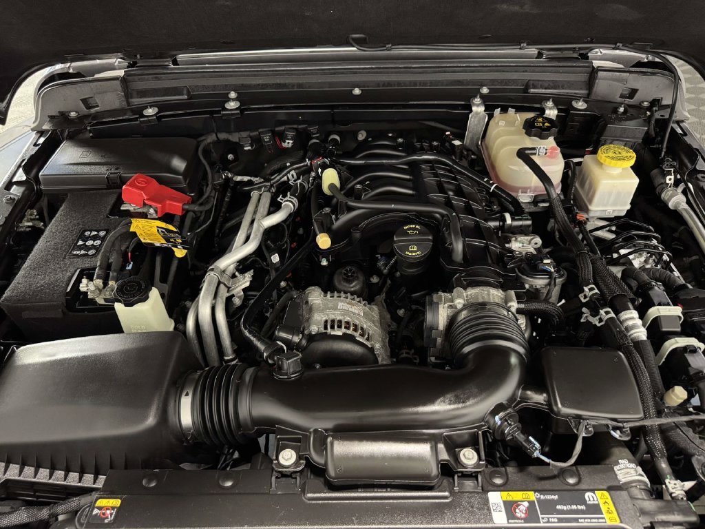 Used 2022 Jeep Gladiator Sport AWD/4WD image 30