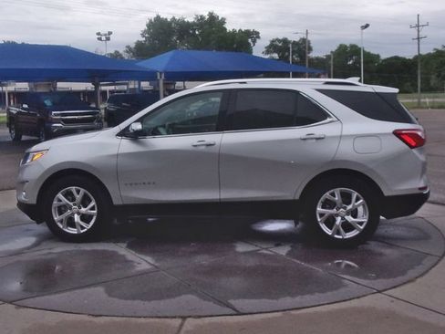 Used 2020 Chevrolet Equinox Premier AWD/4WD image 17