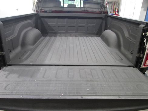 Used 2013 RAM 1500 Laramie w/ Convenience Group AWD/4WD image 37