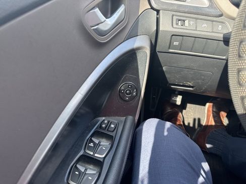 Used 2014 Hyundai Santa Fe Sport w/ Popular Equipment Package 02 image 8