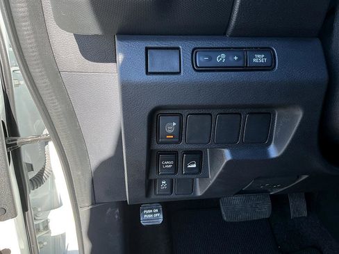 Certified 2023 Nissan Frontier SV w/ Midnight Edition Package image 13