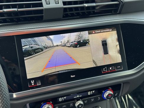 Used 2025 Audi Q3 2.0T Premium Plus w/ Premium Plus Package image 4