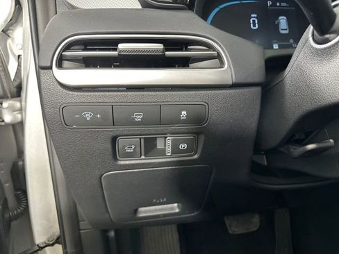 Certified 2025 Hyundai Palisade SEL image 48