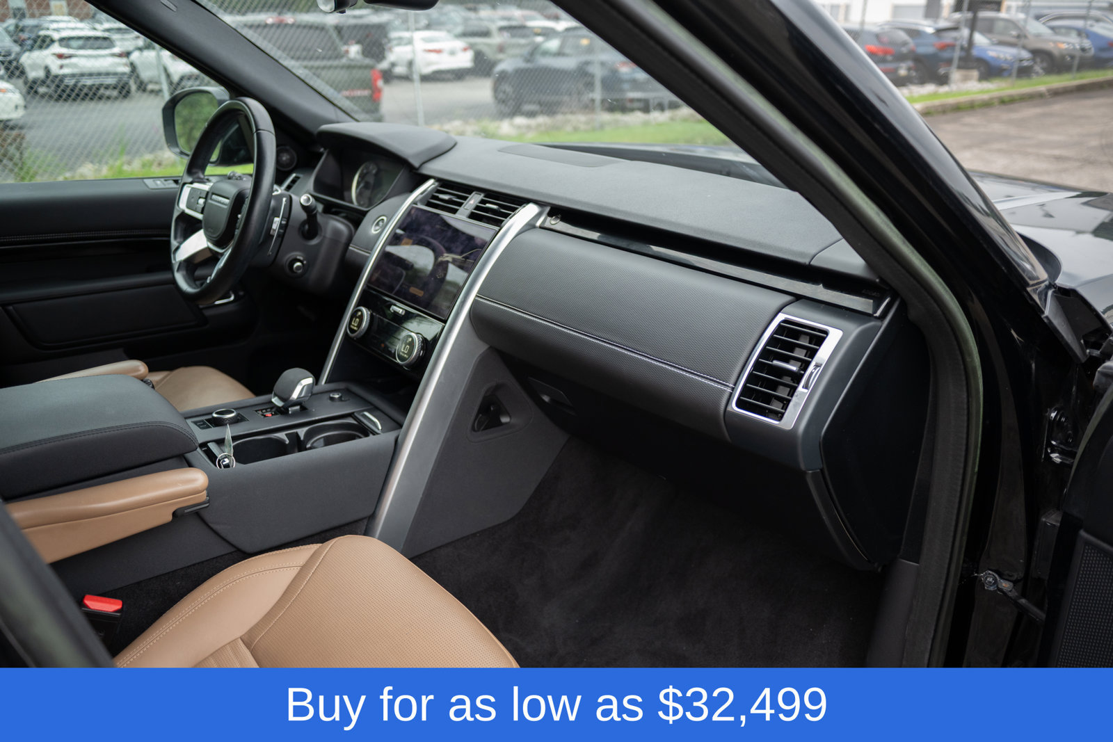 Used 2023 Land Rover Discovery HSE R-Dynamic AWD/4WD image 6