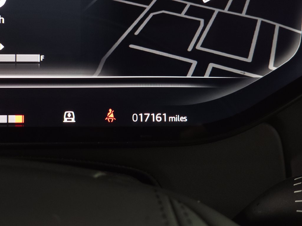 Certified 2024 Land Rover Range Rover SE AWD/4WD image 23