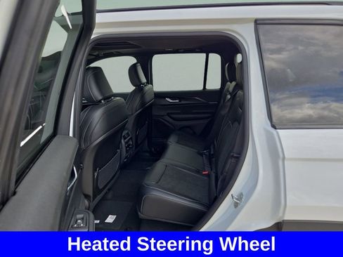 New 2025 Jeep Grand Cherokee Altitude RWD image 16