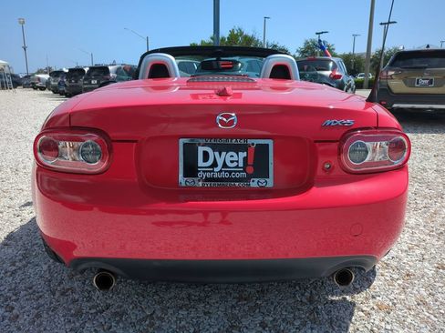 Used 2012 MAZDA MX-5 Miata Grand Touring w/ Premium Pkg RWD image 6