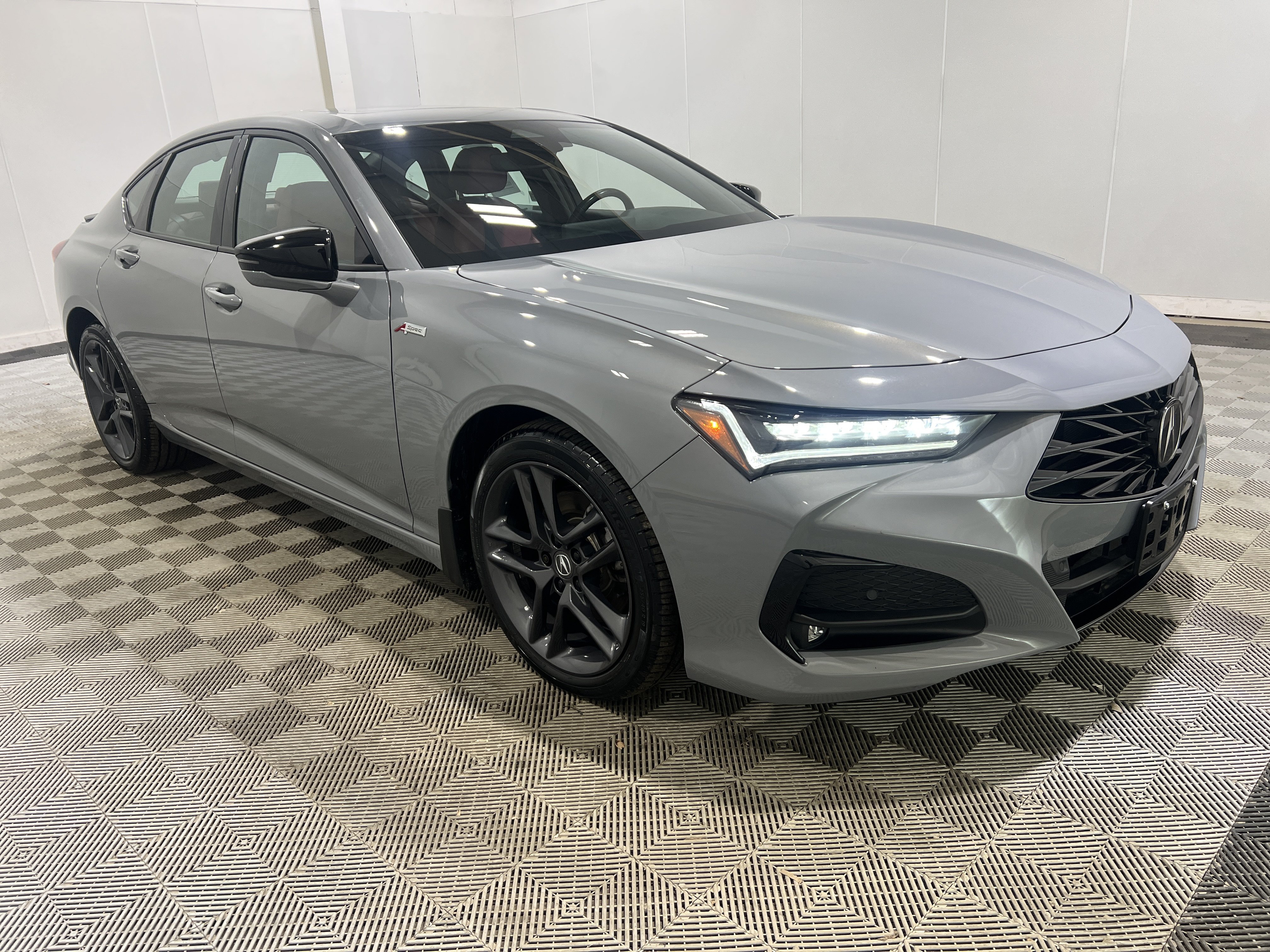 Used 2024 Acura TLX w/ A-SPEC Package AWD/4WD image 4
