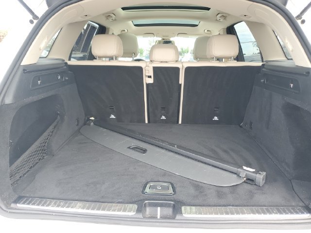 Used 2018 Mercedes-Benz GLC 300 4MATIC image 9