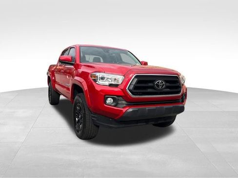 Used 2021 Toyota Tacoma SR5 AWD/4WD image 7