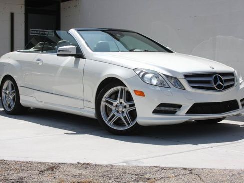 Used 2013 Mercedes-Benz E 550 Cabriolet image 2
