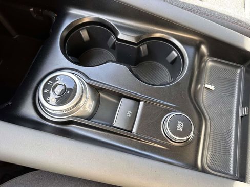 Used 2025 Ford Explorer Active image 27