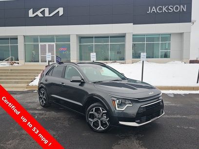 Certified 2024 Kia Niro EX Touring