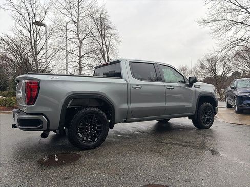 Used 2024 GMC Sierra 1500 Elevation image 3