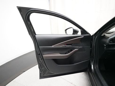 Used 2023 MAZDA CX-30 AWD 2.5 S w/ Premium Package image 26