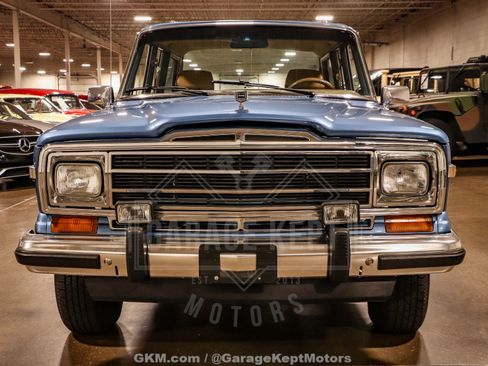 Used 1987 Jeep Grand Wagoneer AWD/4WD image 20