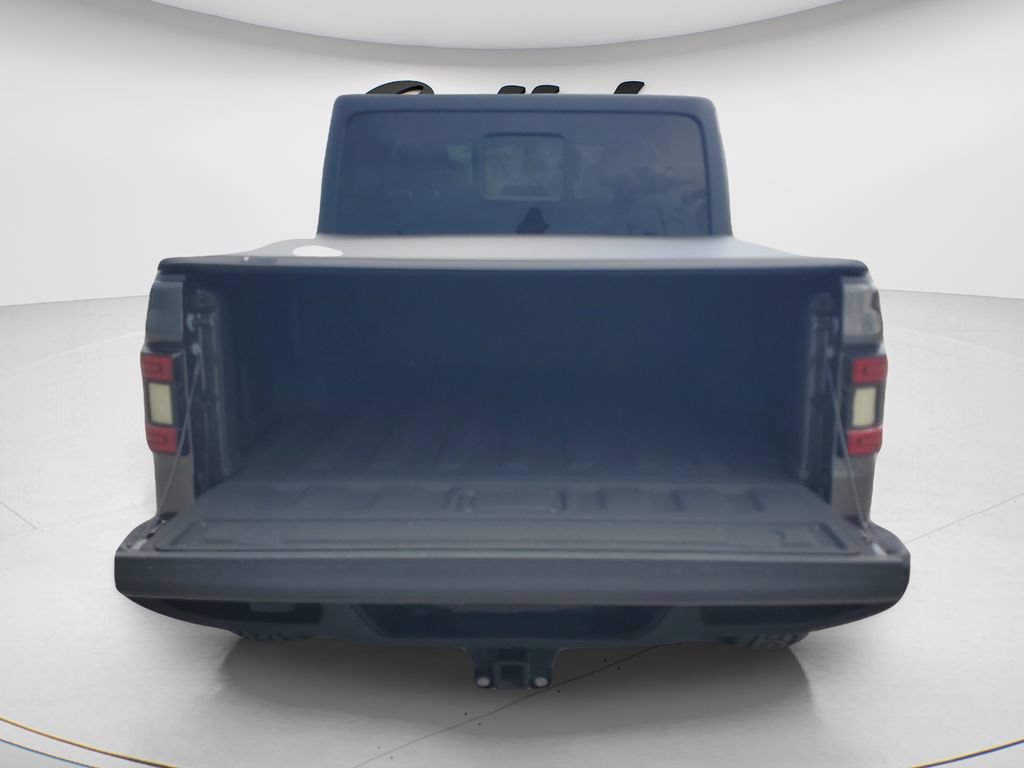 Used 2023 Jeep Gladiator Sport AWD/4WD image 9