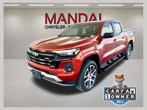 Used 2024 Chevrolet Colorado Z71 w/ Z71 Convenience Package 2 AWD/4WD image 1