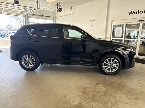 Certified 2024 MAZDA CX-5 AWD 2.5 S w/ Preferred Package image 6
