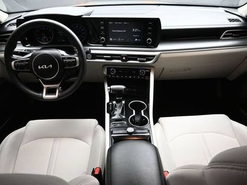 Used 2022 Kia K5 LXS FWD image 10