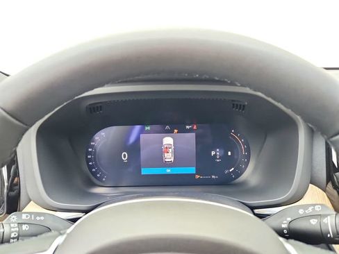 New 2026 Volvo XC60 B5 Plus w/ Protection Package Premier image 20