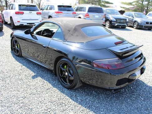 Used 2003 Porsche 911 Carrera 4 image 9