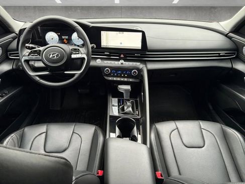 Used 2023 Hyundai Elantra Limited image 20