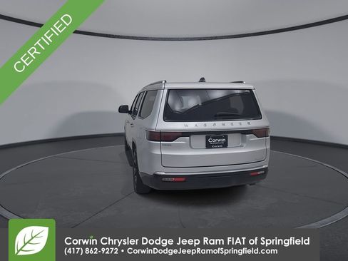 Certified 2024 Jeep Wagoneer Series III image 12