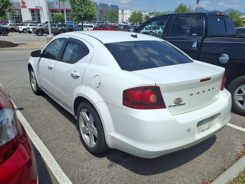 Used 2013 Dodge Avenger SE FWD image 3
