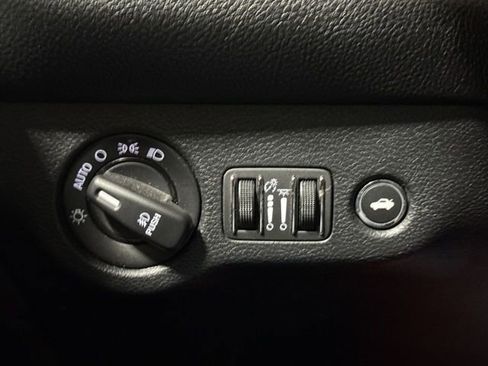 Used 2017 Dodge Challenger GT w/ Technology Group AWD/4WD image 19