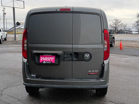 Used 2015 RAM ProMaster City Tradesman SLT image 7