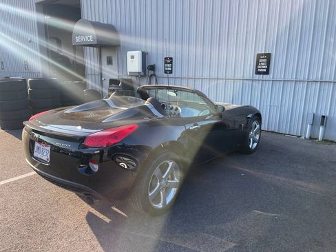 Used 2007 Pontiac Solstice Convertible w/ Preferred Package RWD image 3