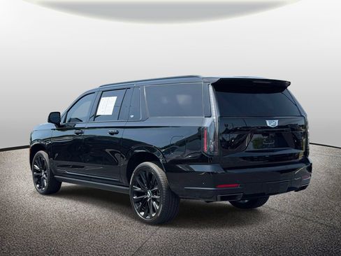 Certified 2026 Cadillac Escalade ESV Platinum Sport w/ LPO, ONYX Package AWD/4WD image 6