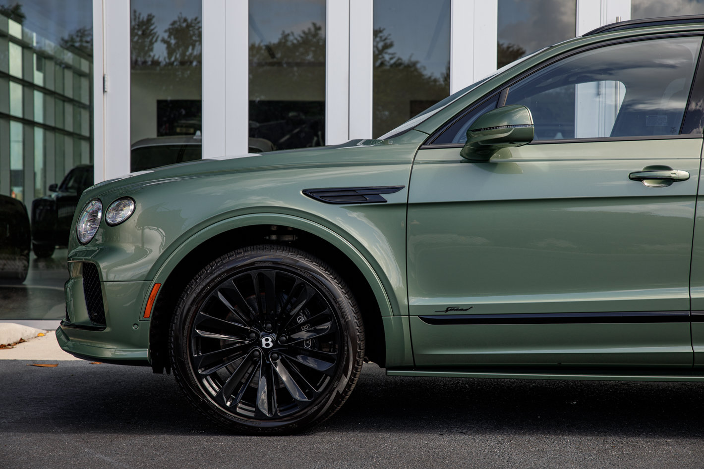 Used 2023 Bentley Bentayga Speed AWD/4WD image 10