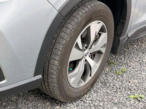 Certified 2021 Subaru Ascent Premium w/ Convenience Package AWD/4WD image 5