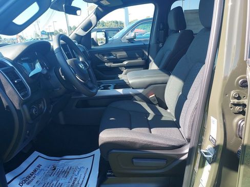 New 2026 RAM 1500 Express AWD/4WD image 13