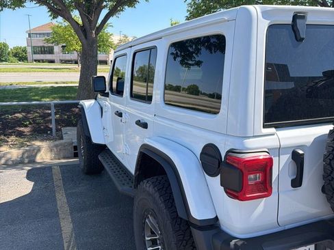 Used 2024 Jeep Wrangler Unlimited Rubicon 392 AWD/4WD image 13