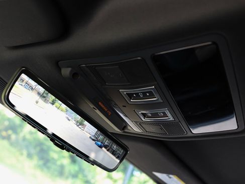 Used 2024 Land Rover Defender 130 V8 image 17