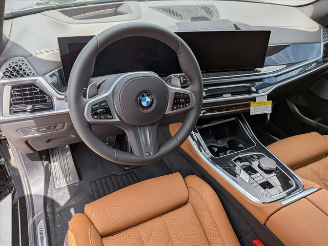 Used 2026 BMW X5 xDrive40i w/ M Sport Package AWD/4WD image 3